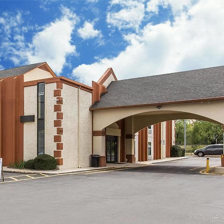 Econo Lodge At Six Flags Austell Exterior foto